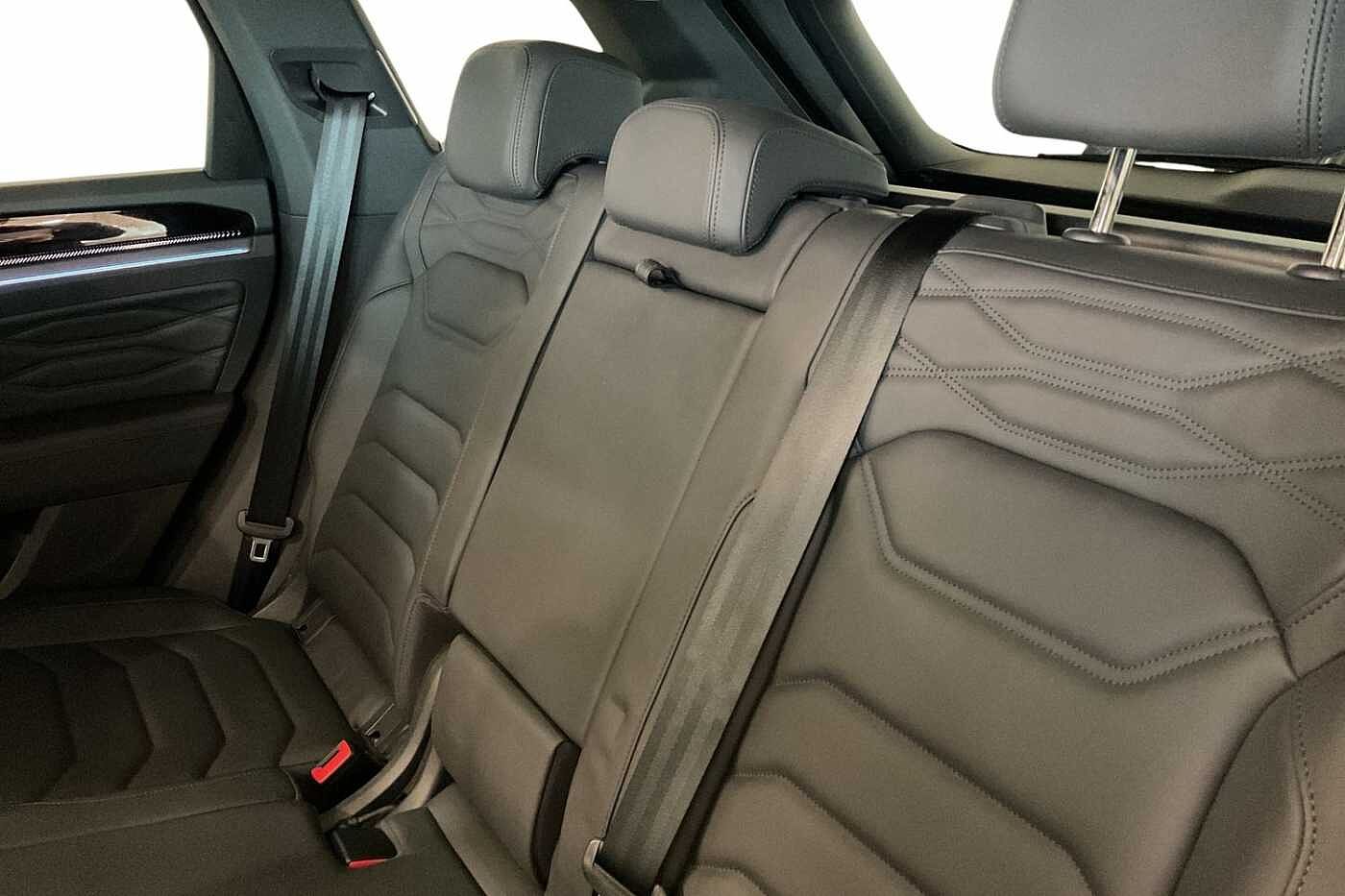 Volkswagen Touareg 3.0 V6 TSI eHybrid 14.3kWh R SUV 5dr Petrol Plug-in Hybrid Tiptronic 4Motion Eur